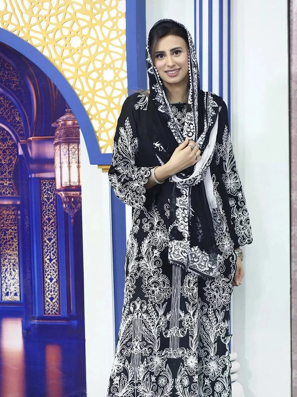 Madeha Naqvi